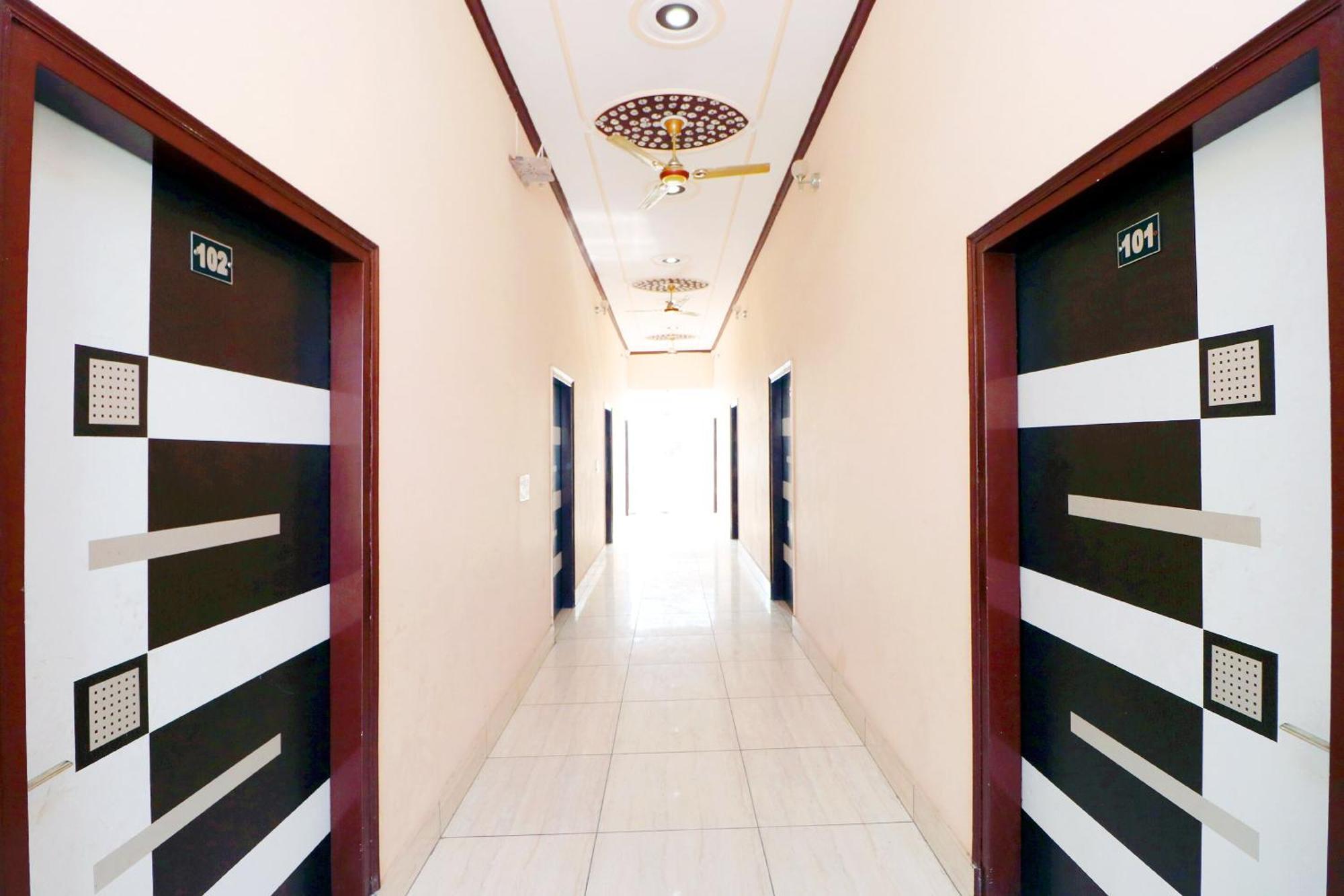 Hotel O Pushp Vatika Bhiwani Esterno foto
